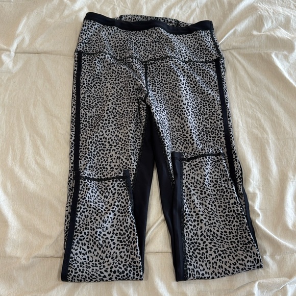 Lulus Allfenix Cheetah Print Leggings • Gray/Black • Size S • EUC - Picture 1 of 2